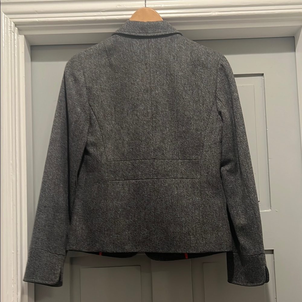 ✨ J. Crew Gray Wool Blazer w/ Leather Button, Size Small - Picture 6 of 7